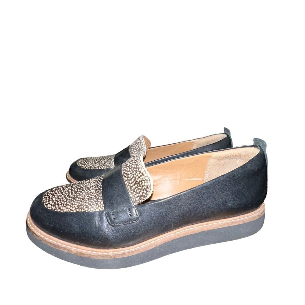 Clarks Artisan Glick Avalee Leopard Pony hair leather loafers women's sz 7‎